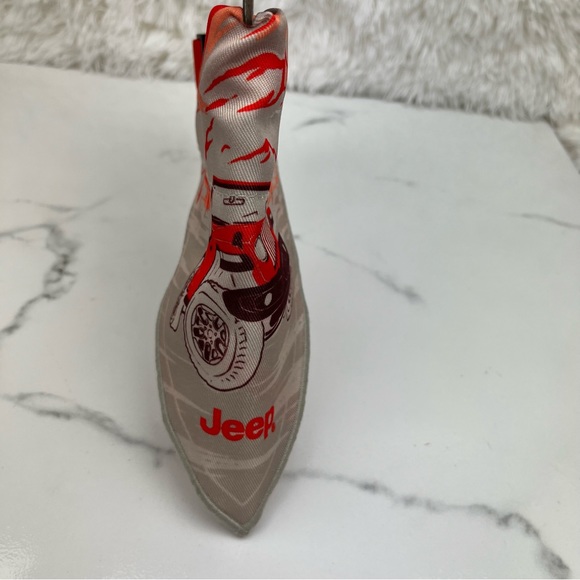 Jeep Backroads Dog Bandana Collar Size Medium - Picture 7 of 9